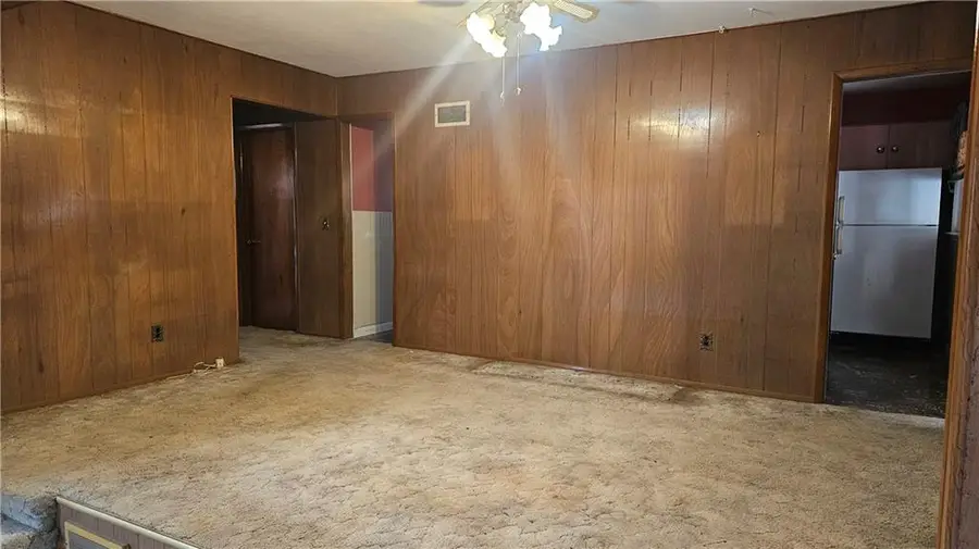 2814 Blackwell Road, Saint Joseph, MO 64505 - #3