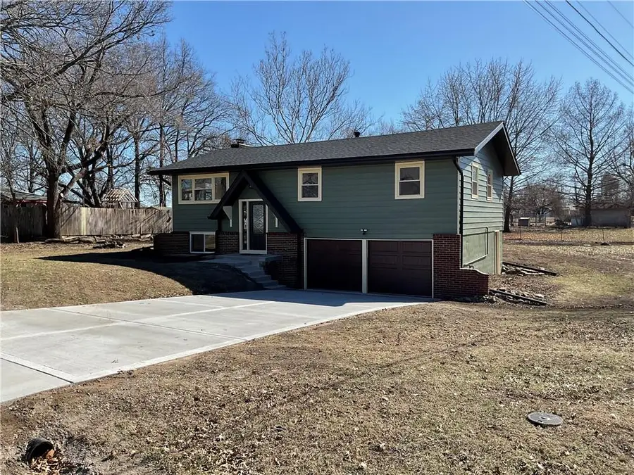 22311 W 74 Street W, Shawnee, KS 66227 - #2