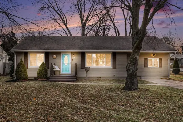 3221 S Crysler Avenue, Independence, MO 64055