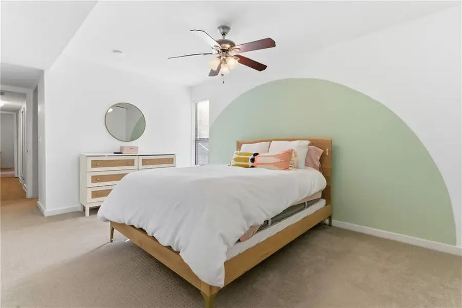 4056 Warwick Boulevard #7, Kansas City, MO 64111 - #2