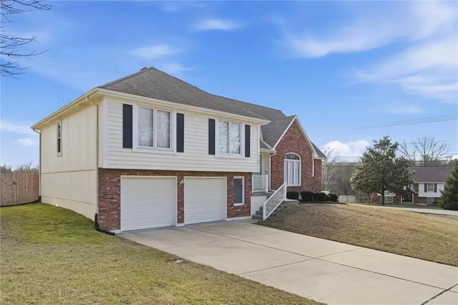 13109 E 53rd Terrace, Kansas City, MO 64133 - #2