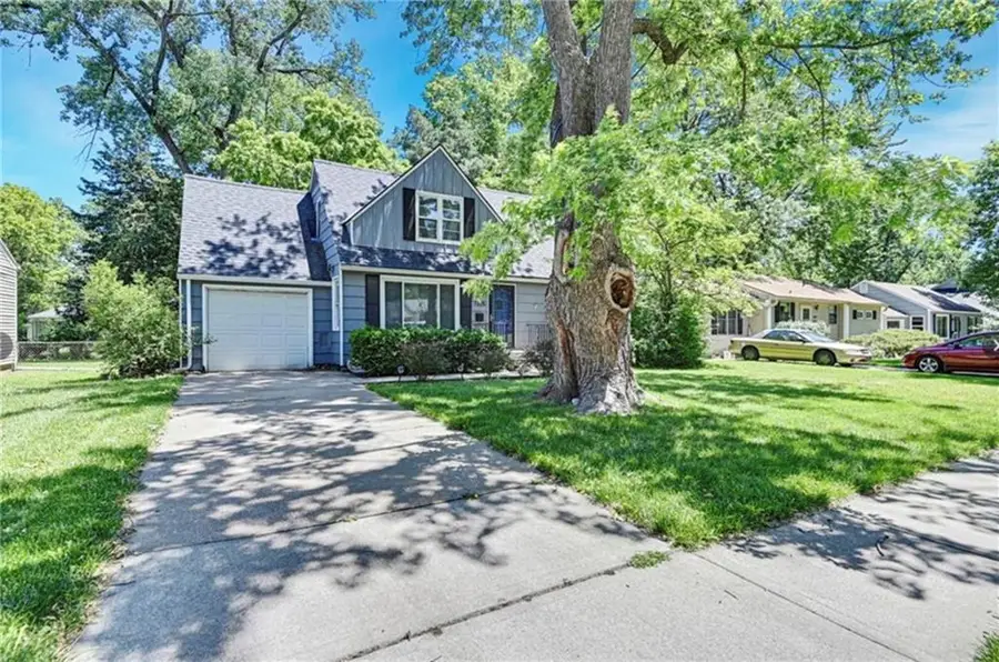 7225 Linden Street, Prairie Village, KS 66208 - #3