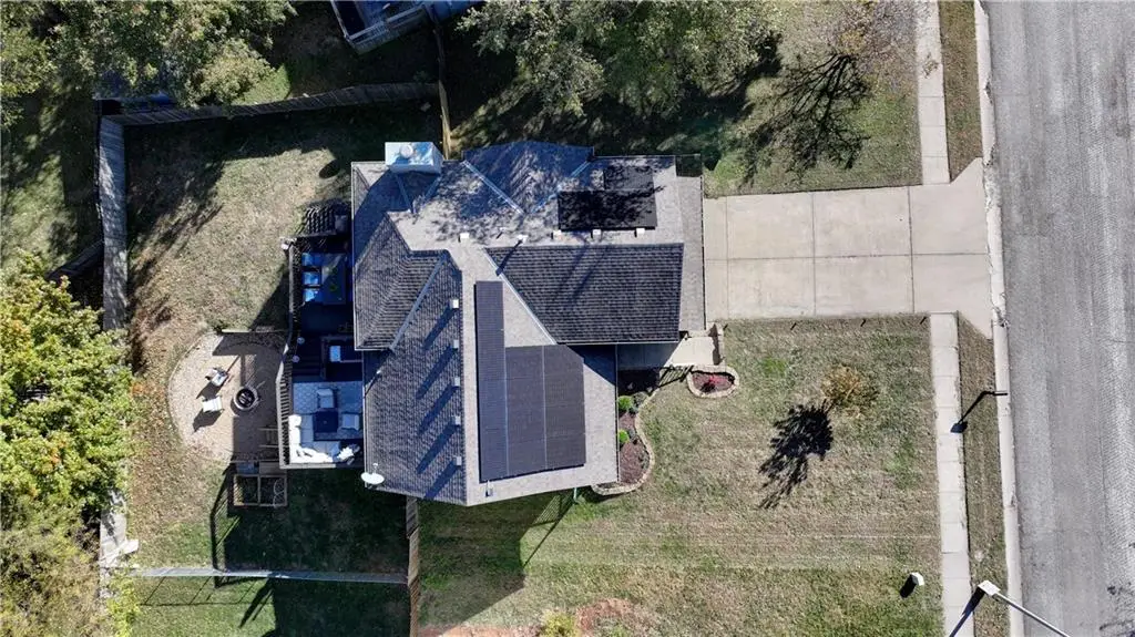 8505 N Mcdonald Avenue, Kansas City, MO 64153 - #1