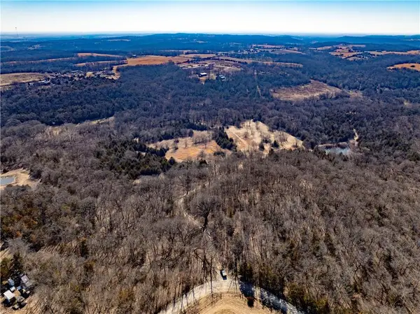 00000 Kissinger Road, Tonganoxie, KS 88086