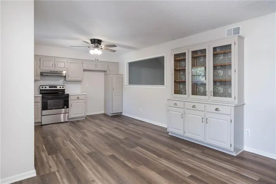 9627 N Wayne Avenue, Kansas City, MO 64155 - #2