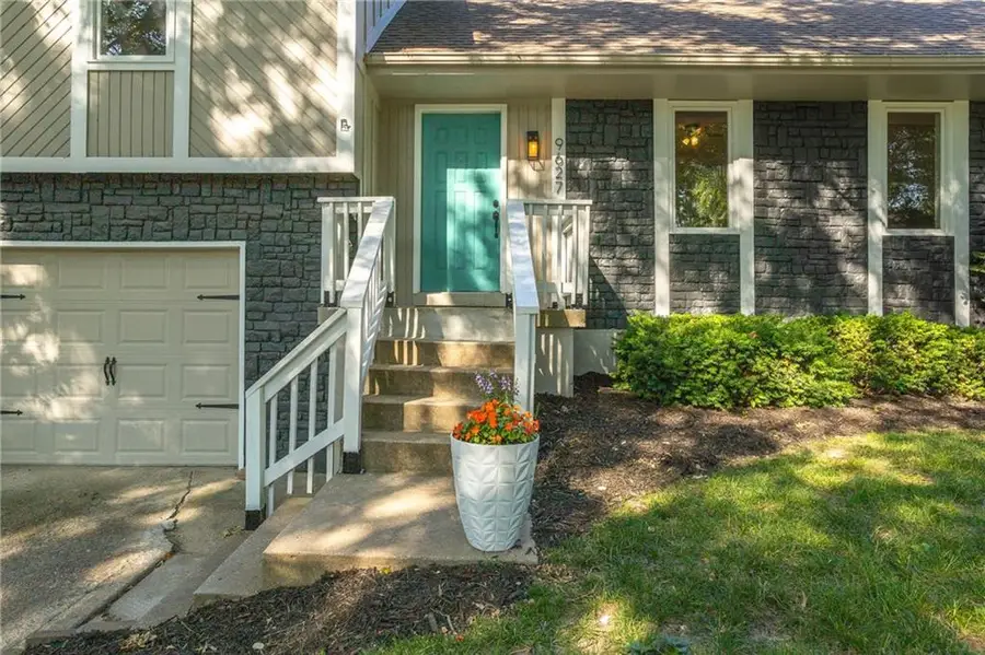 9627 N Wayne Avenue, Kansas City, MO 64155 - #3