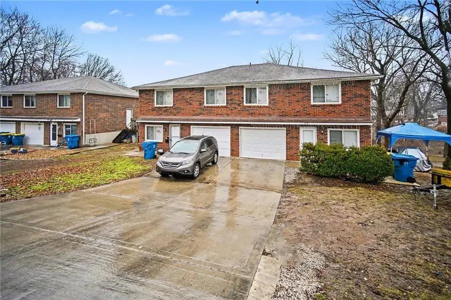 213-215 S Willow Avenue, Independence, MO 64053 - #3