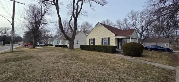 5016 W 51st Street, Roeland Park, KS 66205