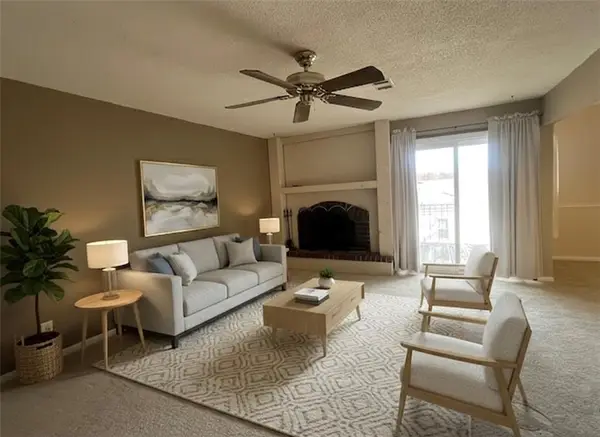 9624 Perry Lane # E, Overland Park, KS 66212