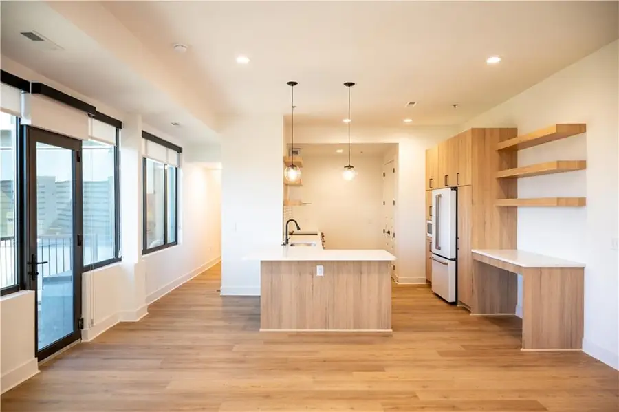 2940 Baltimore Avenue #1504, Kansas City, MO 64108 - #2