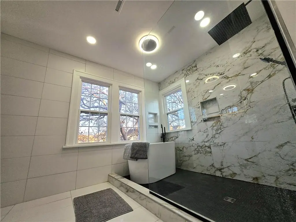 800 Valentine Road, Kansas City, MO 64111 - #1