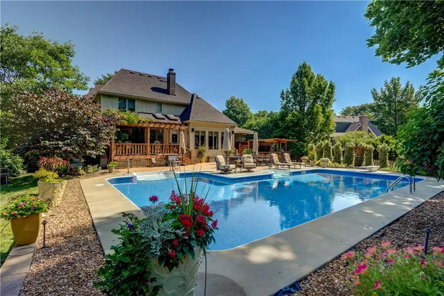 204 Chippewa Lane, Lake Winnebago, MO 64034 - #2