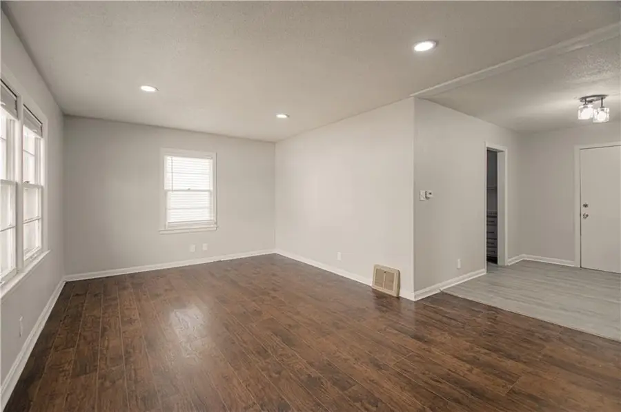 10409 E 26th Street S, Independence, MO 64052 - #3