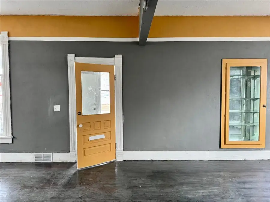 1410 Broadway Avenue, Parsons, KS 67357 - #2