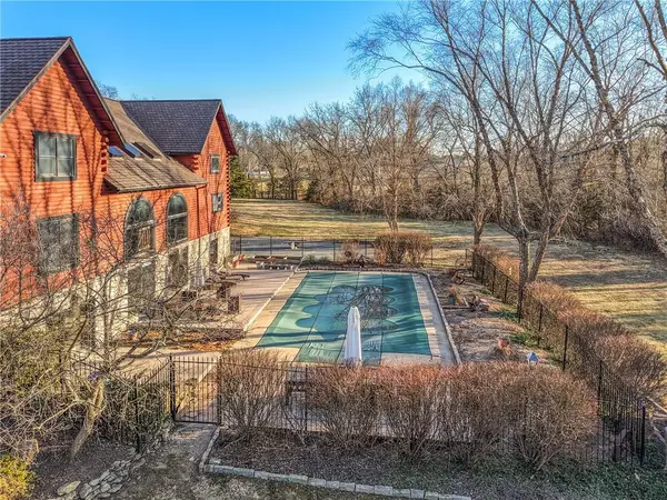 7500 Gleason Road, Shawnee, KS 66227