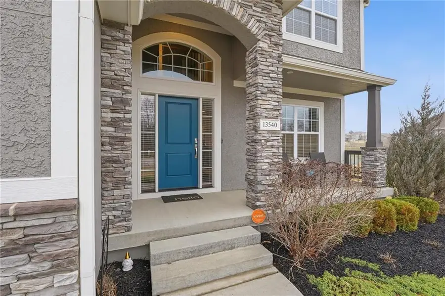 13540 NW 72nd Street, Parkville, MO 64152 - #3