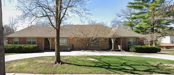 401-403 E 117th Street, Kansas City, MO 64131