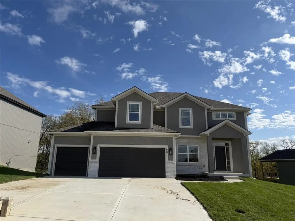 9003 N Poplar Avenue, Kansas City, MO 64156 - #1