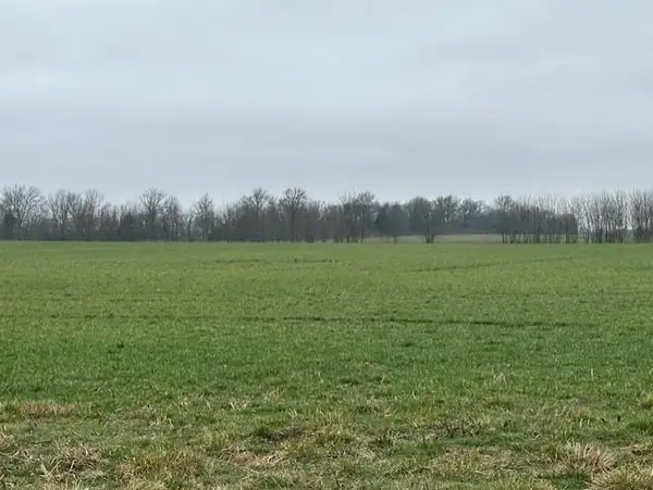 S 800 Road, Moundville, MO 64771