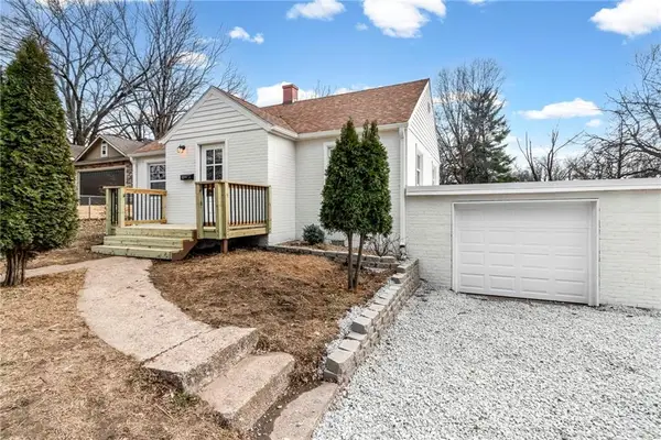 703 Hickory Street, Richmond, MO 64085