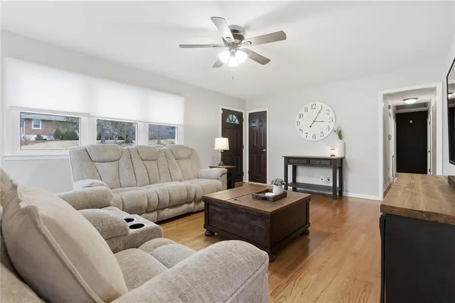 2816 Berry Lane, Independence, MO 64057 - #3