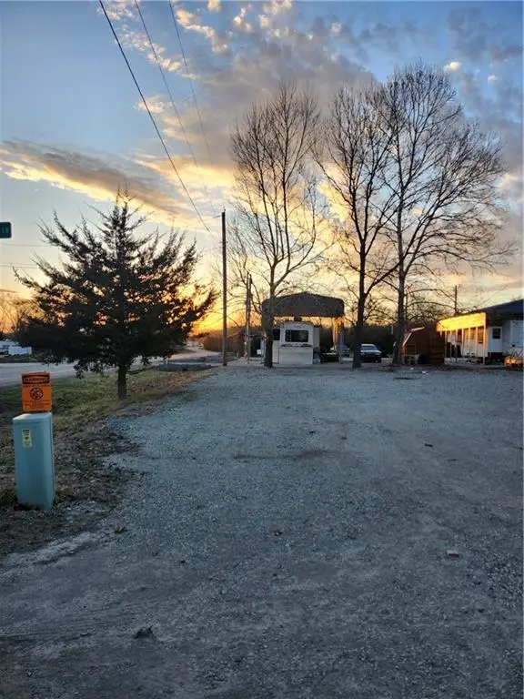 1 Scamper Lane, Linn Valley, KS 66040 - #3