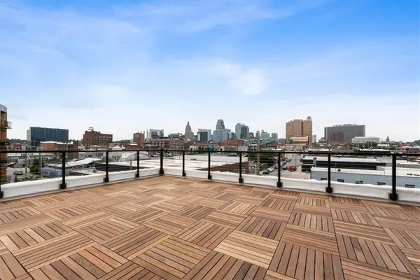 521 E 19th Street, Kansas City, MO 64108