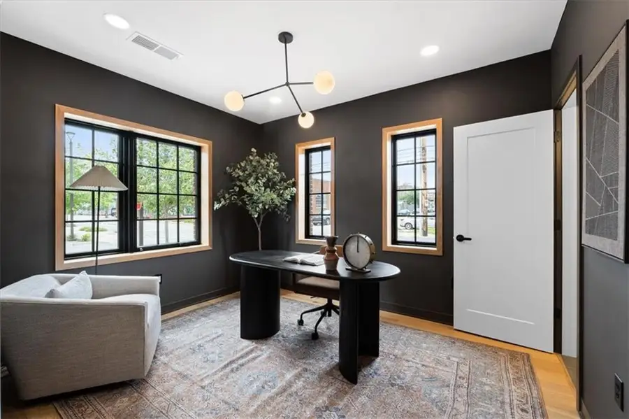 1923 Locust Street, Kansas City, MO 64108 - #2