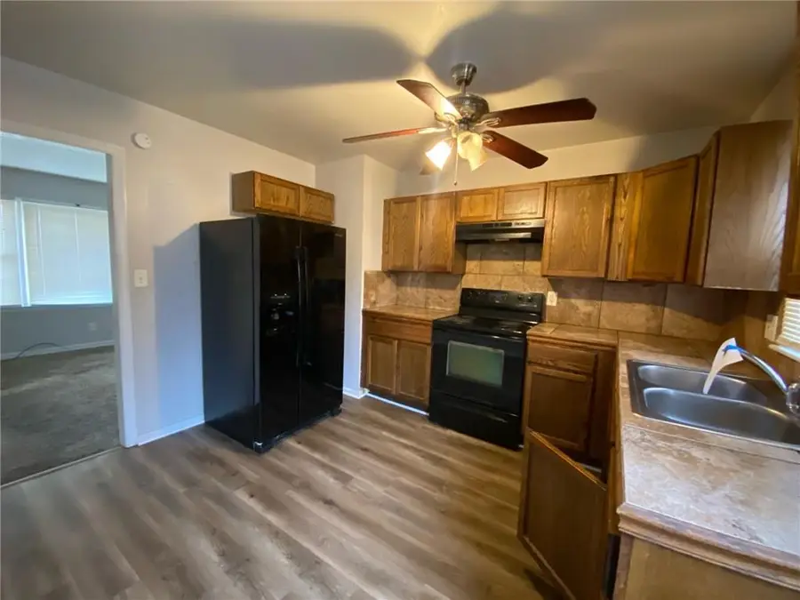 9304 Vaughn Avenue, Raytown, MO 64133 - #2