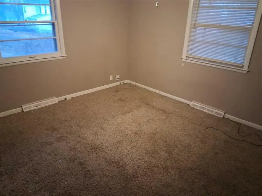 7804 Booth Avenue, Kansas City, MO 64138 - #3