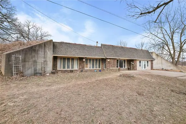 4242 N 74th Street, Kansas City, KS 66109