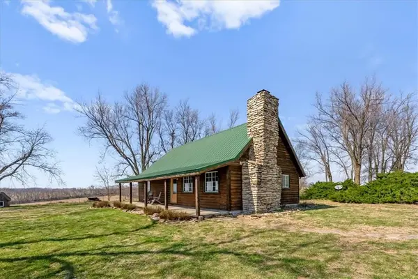 18200 SE 14th Road, Dearborn, MO 64439