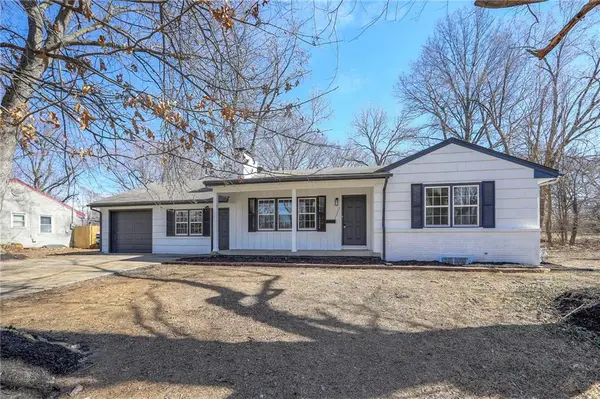 10427 Palmer Avenue, Kansas City, MO 64134