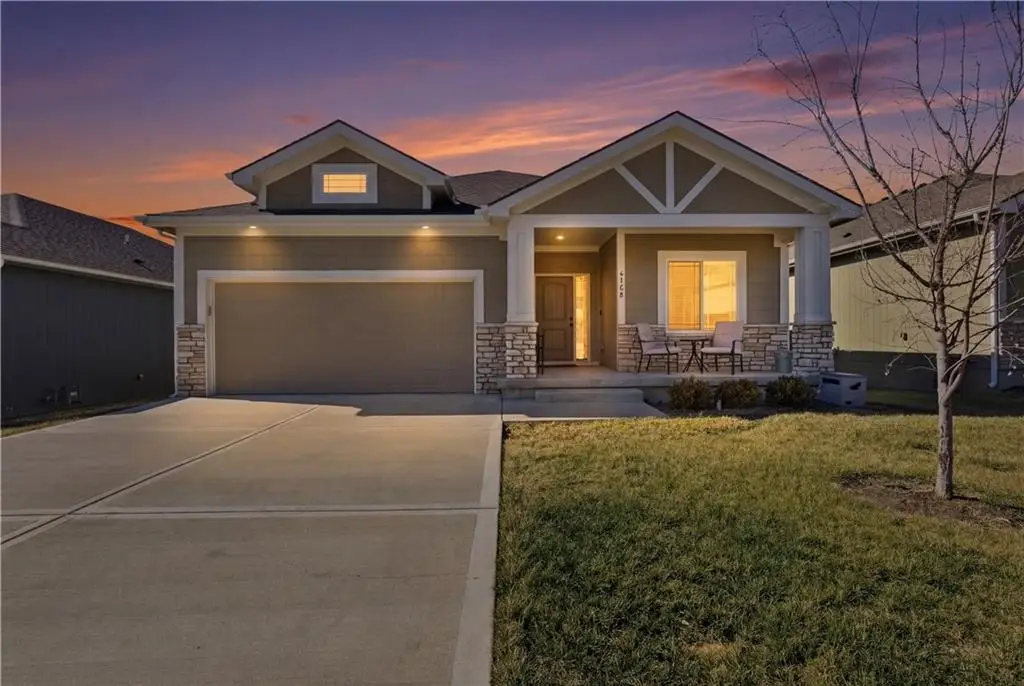 6768 Prairie Lane, Parkville, MO 64152 - #1