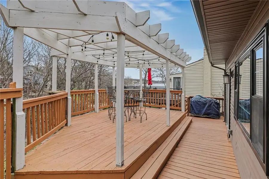 77 R Street, Lees Summit, MO 64086 - #3