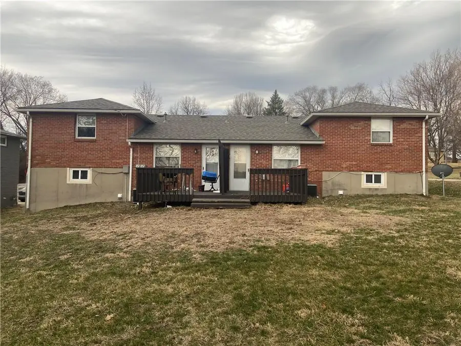 9010-9012 Catherine Road, Pleasant Valley, MO 64068 - #2