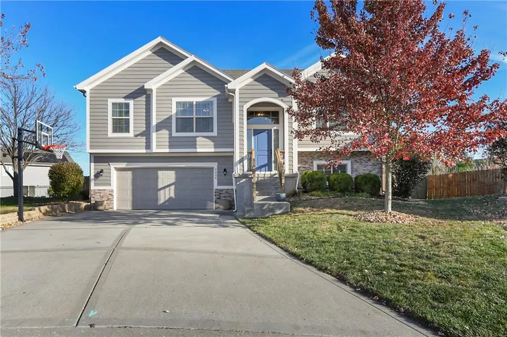 9004 SW 9th Terrace Court, Blue Springs, MO 64064 - #1