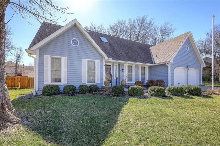 1941 E Frontier Lane, Olathe, KS 66062 - #2