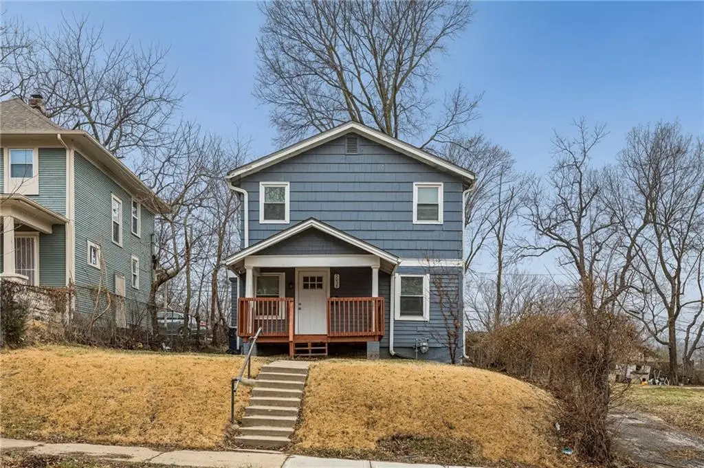 5038 S Benton Avenue, Kansas City, MO 64130 - #1