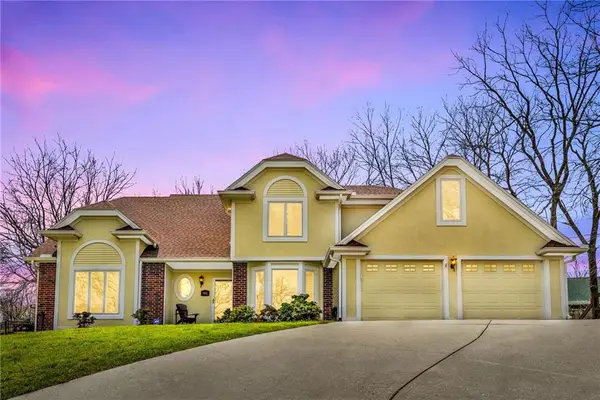 9805 NW 73rd Terrace, Weatherby Lake, MO 64152