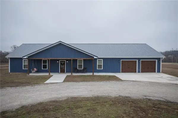 27421 E Blue Mills Road, Sibley, MO 64088