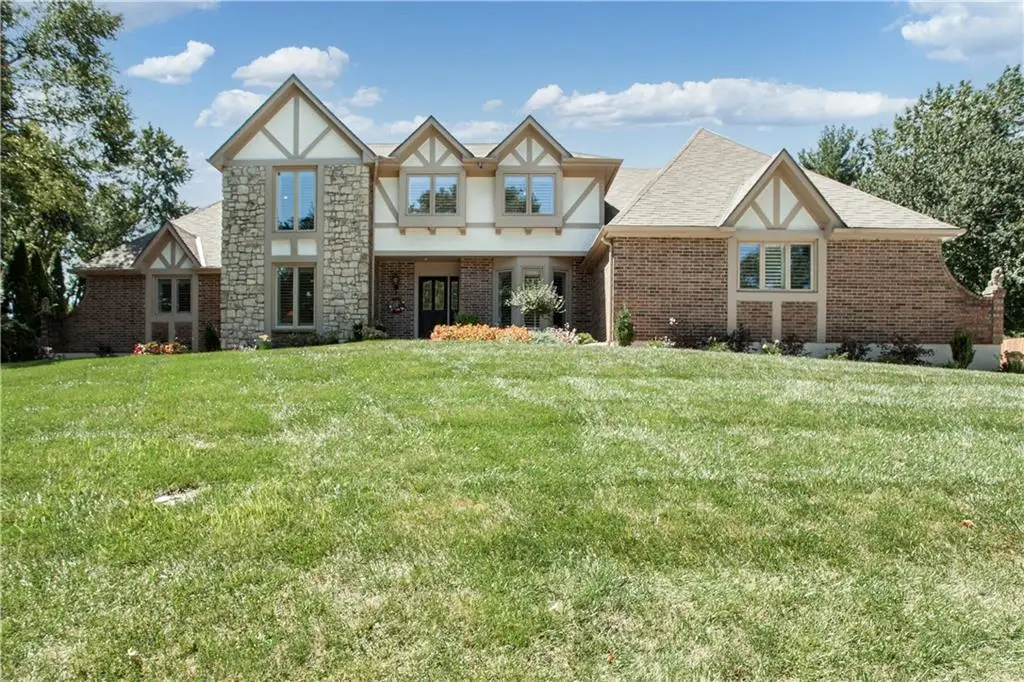 1303 NW Hawk Creek Drive, Blue Springs, MO 64015 - #1