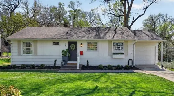 4021 W 73rd Terrace, Prairie Village, KS 66208