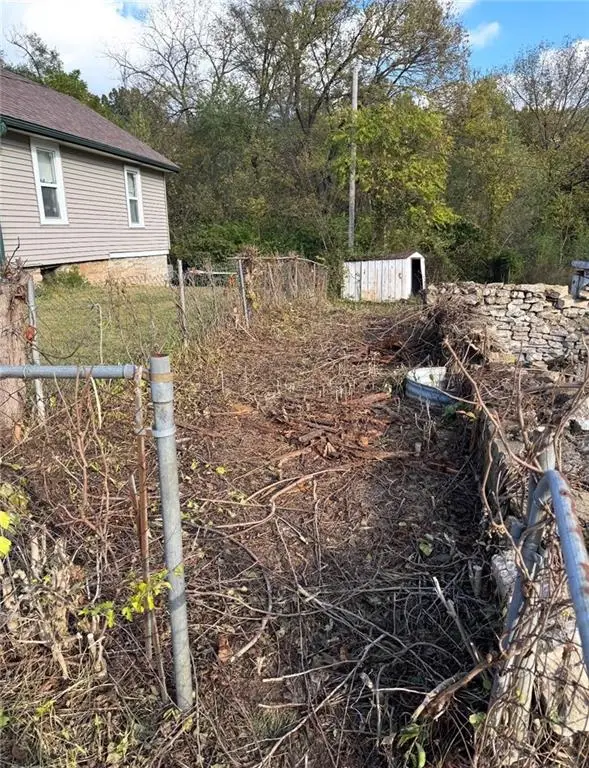 5709 Jackson Avenue, Kansas City, MO 64130 - #2