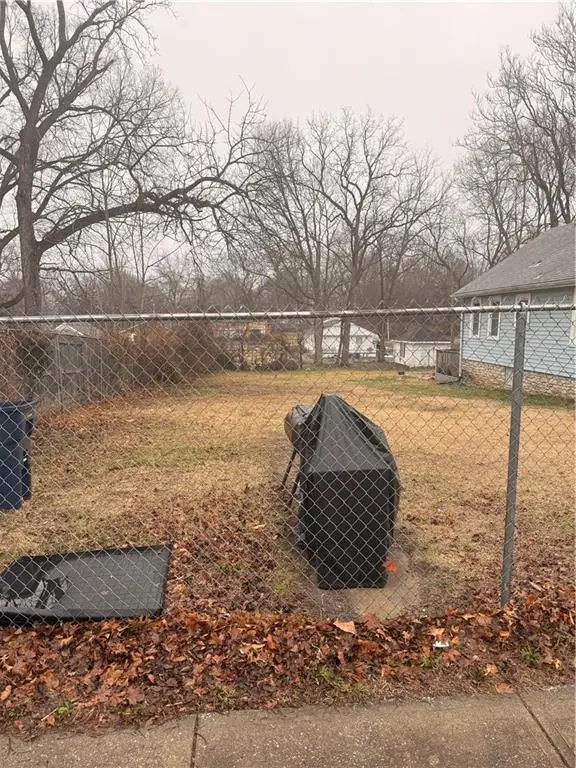 7015 Bellefontaine Avenue, Kansas City, MO 64132