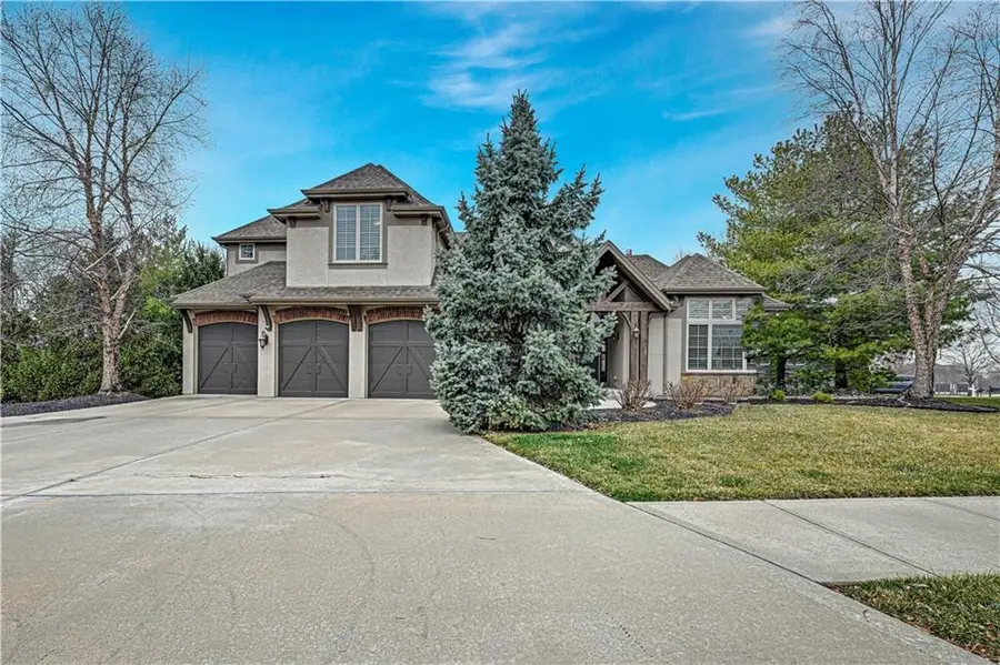 1700 NE Woodland Shores Lane, Lees Summit, MO 64086 - #2