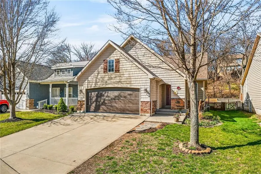 11054 Whispering Lane, Kansas City, KS 66109 - #2