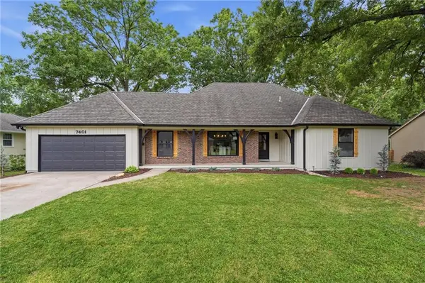 7401 W 101st Street, Overland Park, KS 66212
