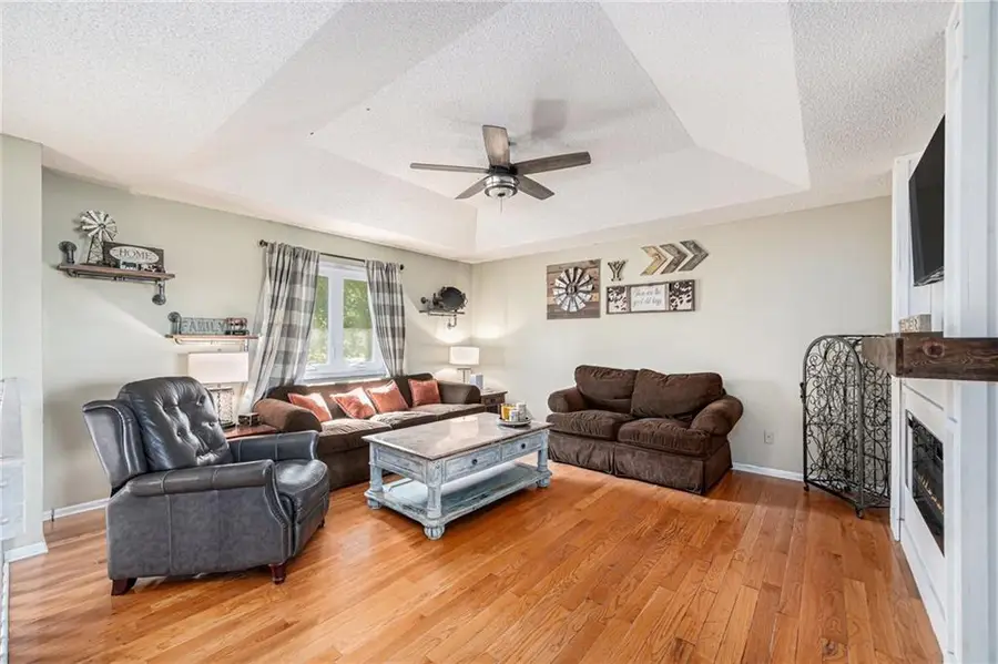 8206 E 235th Street, Peculiar, MO 64078 - #3