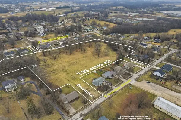 S Camden Street, Richmond, MO 64085